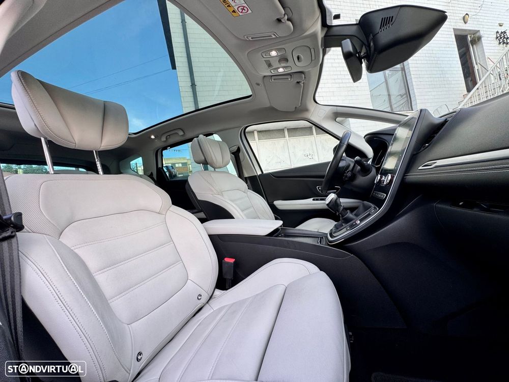 Renault Scénic 1.2 TCE Sport SS - 12