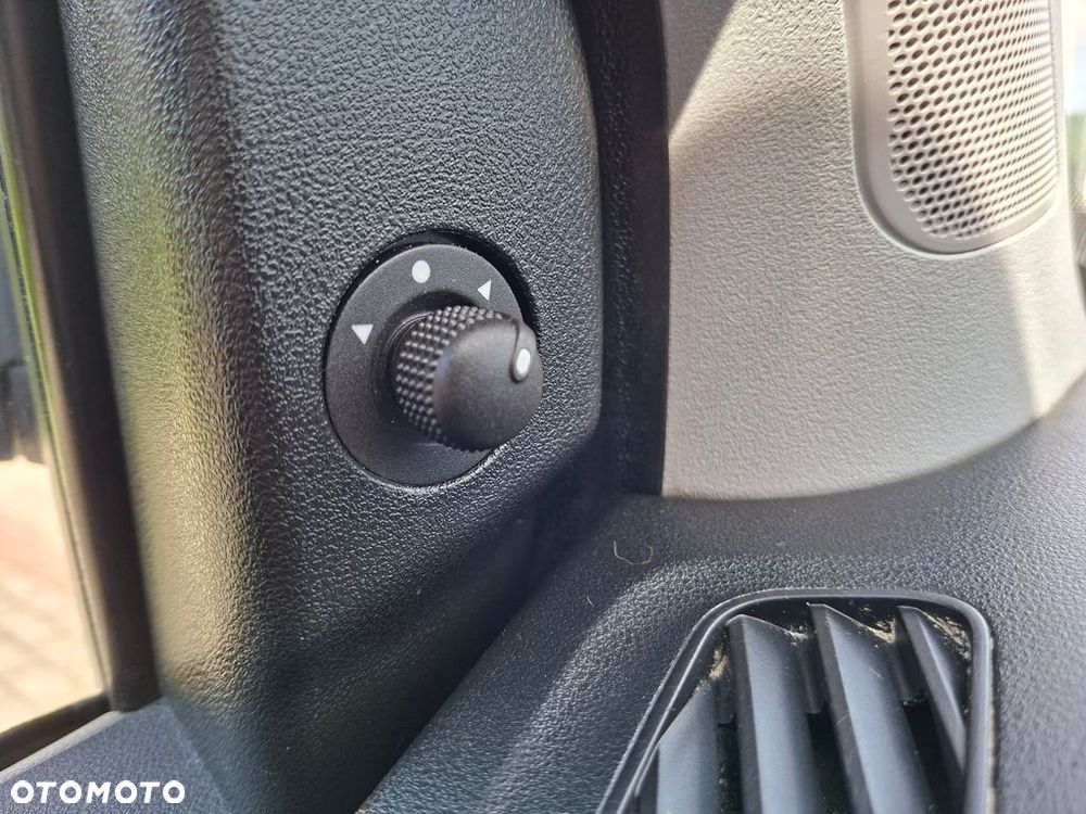 Fiat Doblo - 21