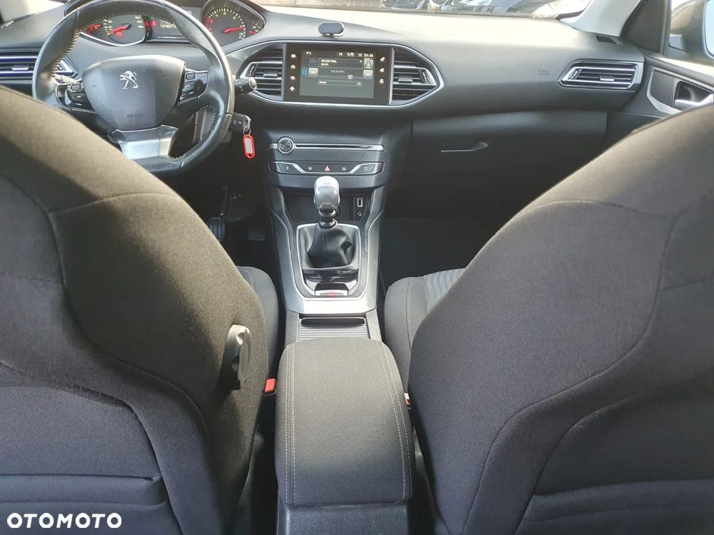 Peugeot 308 HDi FAP 150 Allure - 30