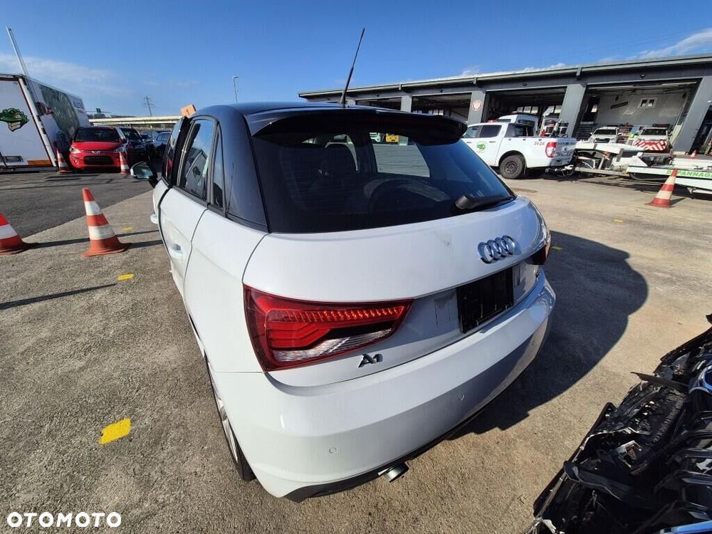 Audi A1 Sportback 1.0 TFSI ultra design - 4