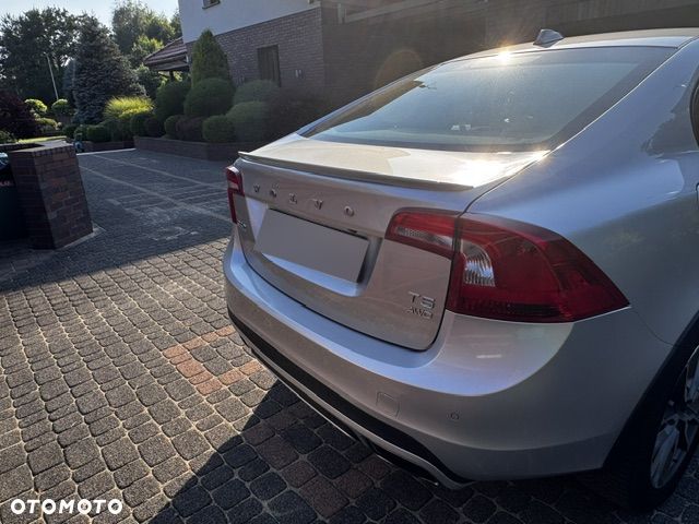 Volvo S60 Cross Country T5 AWD Summum - 4