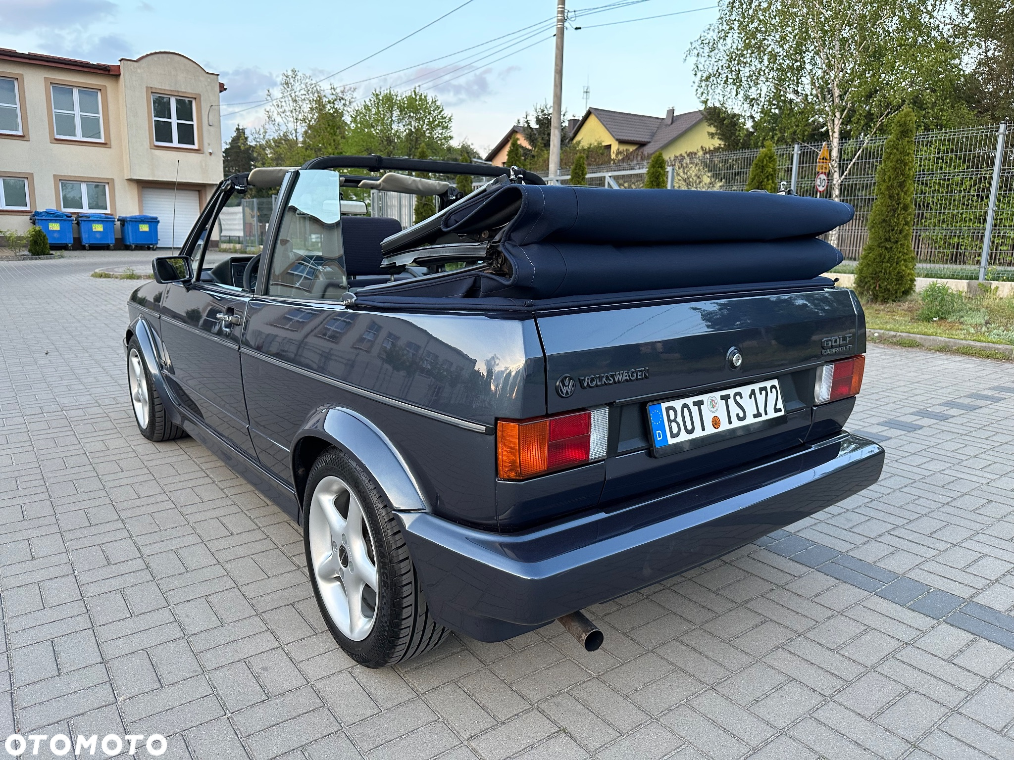Volkswagen Golf 1.6 GL - 11
