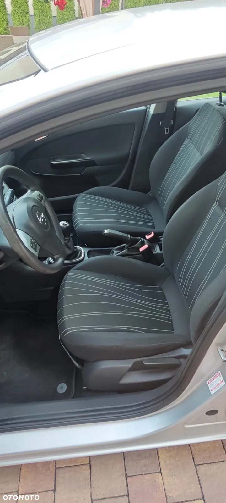 Opel Corsa 1.4 16V Innovation 110 Jahre - 22