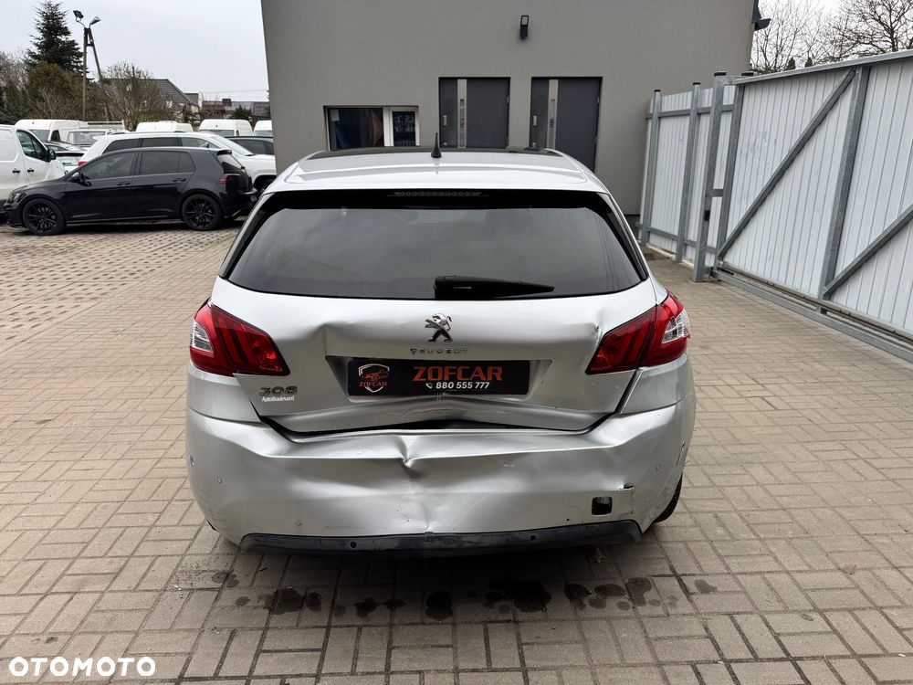 Peugeot 308 - 4