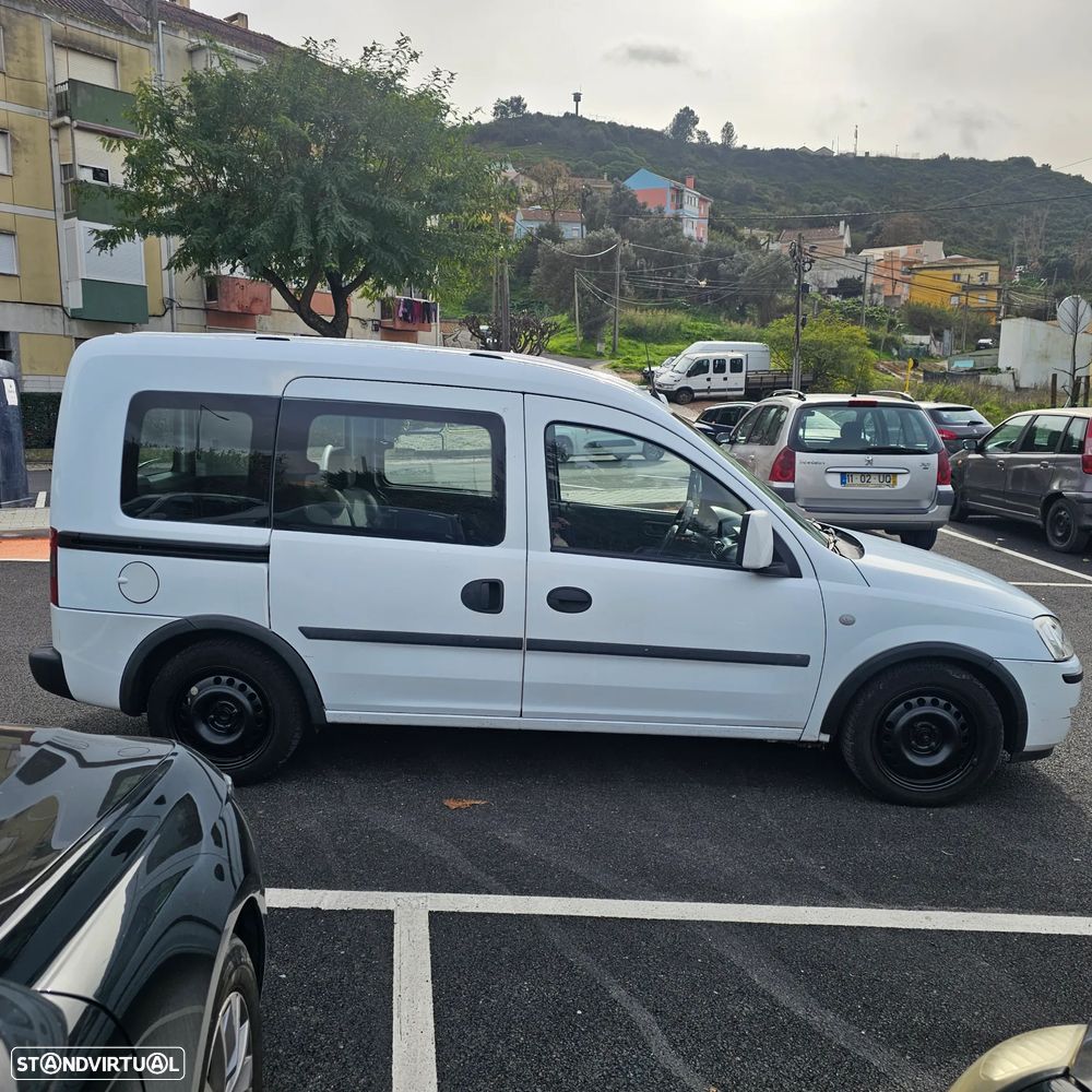 Opel Combo 1.3 CDTi - 4