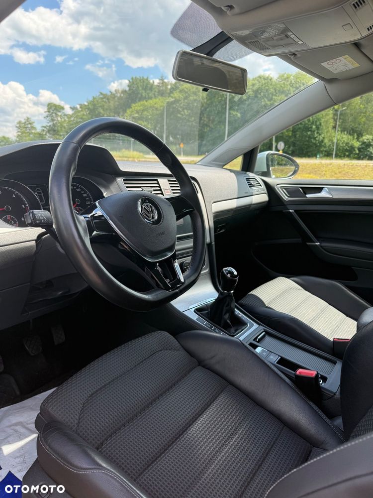 Volkswagen Golf Variant - 17