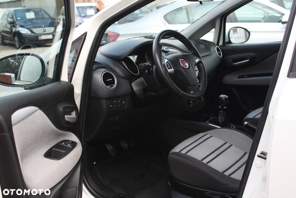 Fiat Punto Evo 1.4 8V MyLife Start&Stop - 6