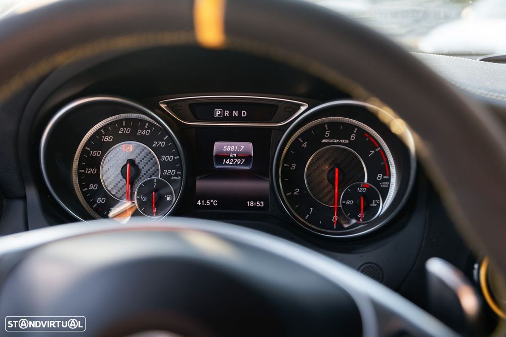 Mercedes-Benz A 45 AMG 4-Matic - 8