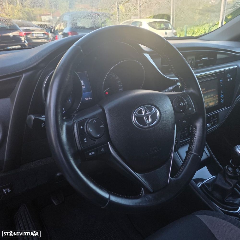 Toyota Auris 1.4 D-4D Comfort+Pack Sport - 20