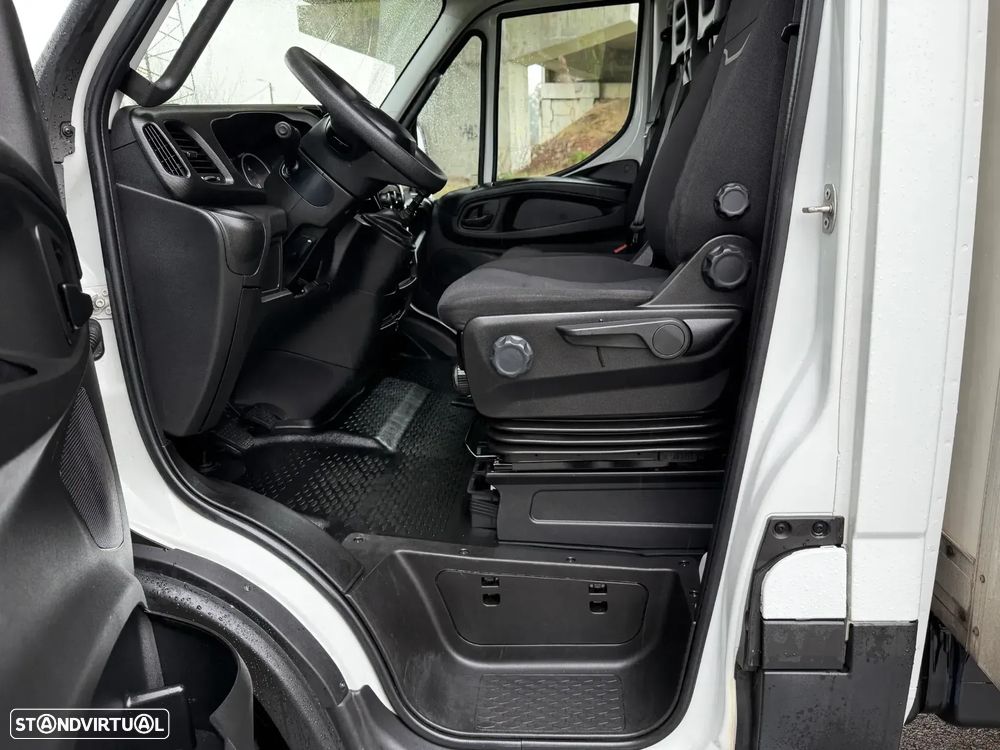 Iveco DAILY 35-140 PLATAFORMA ELEVATÓRIA - 17