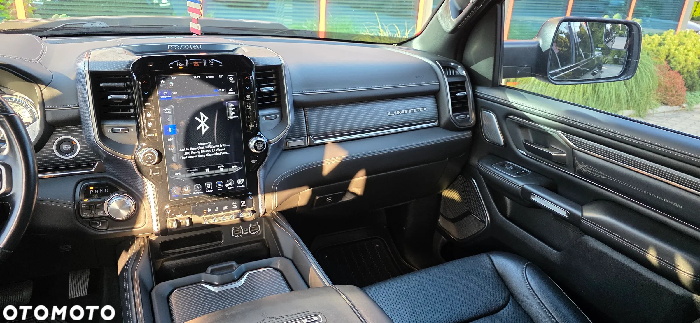 RAM 1500 5.7 Crew Cab Limited - 15