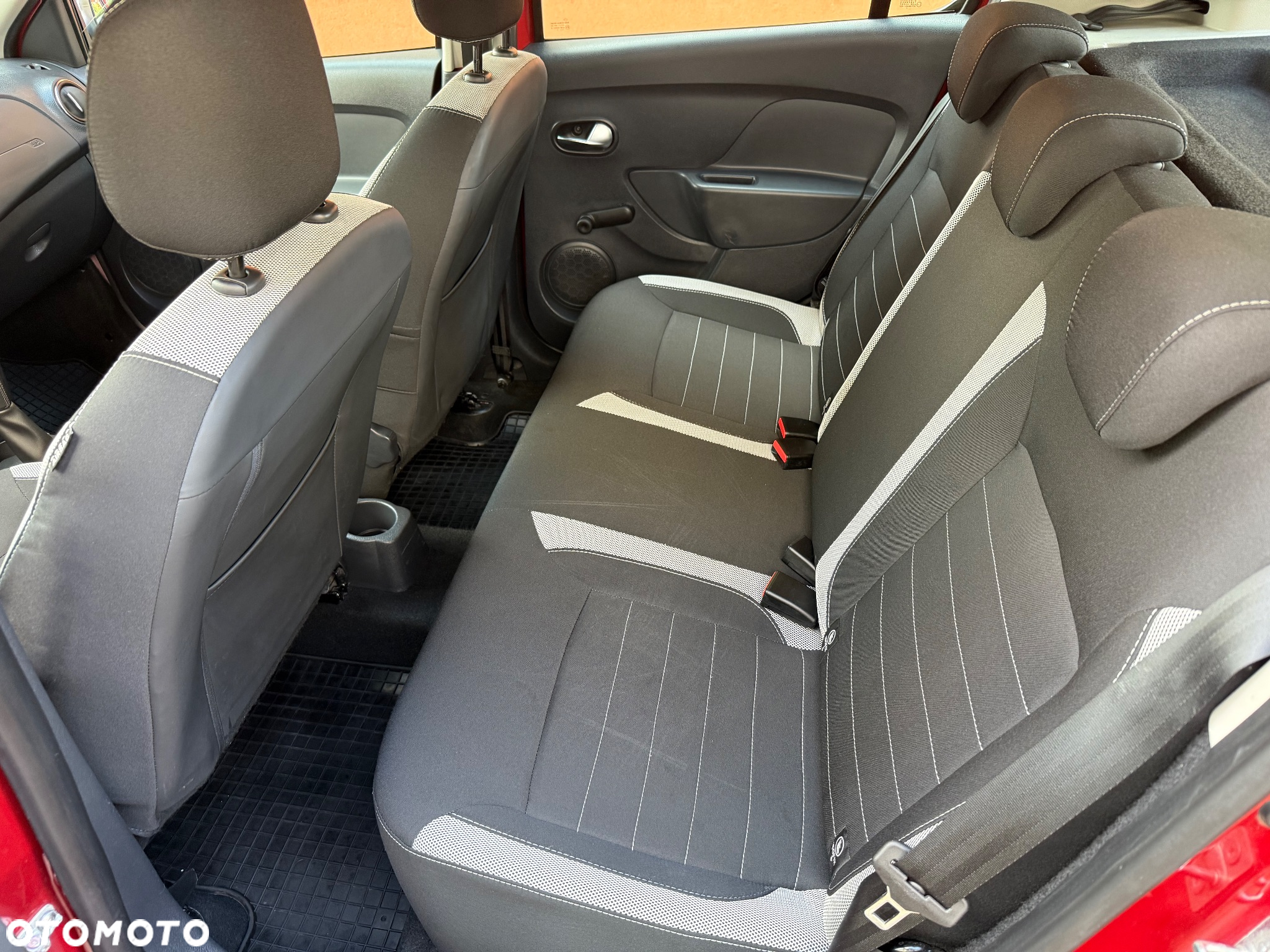 Dacia Sandero Stepway 0.9 TCe Laureate - 16