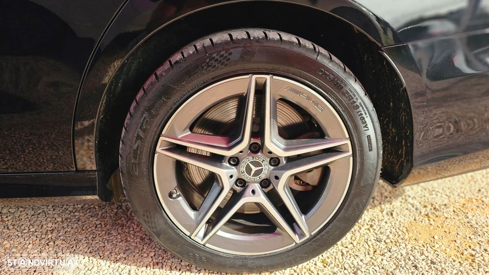 Mercedes-Benz E 300 de 4Matic 9G-TRONIC AMG Line - 24