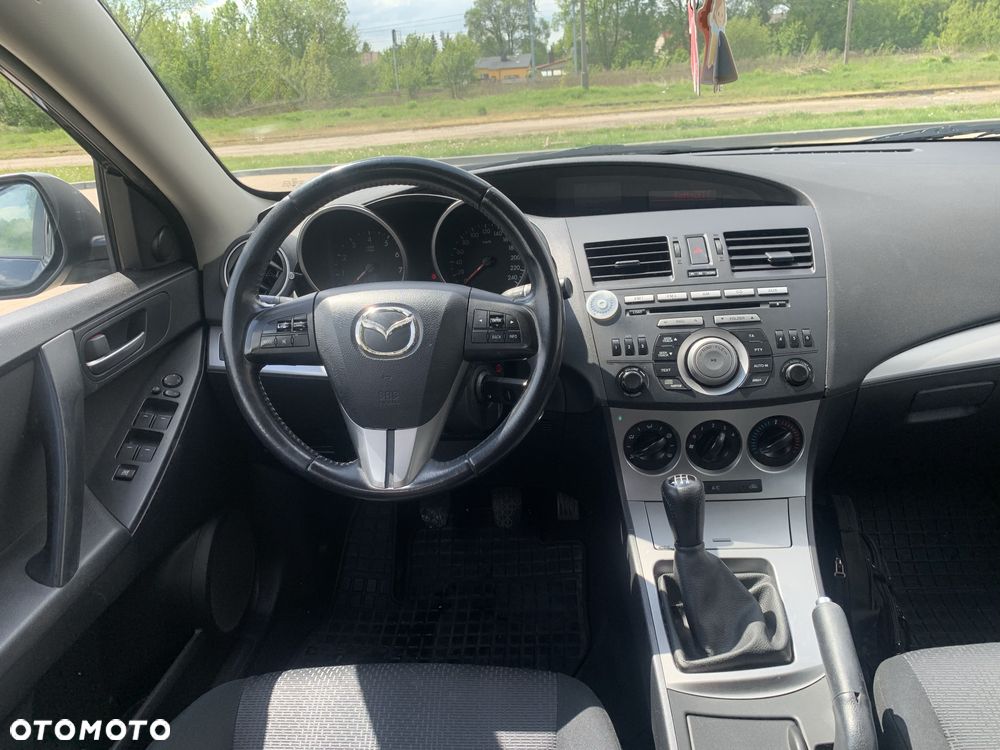 Mazda 3 - 6