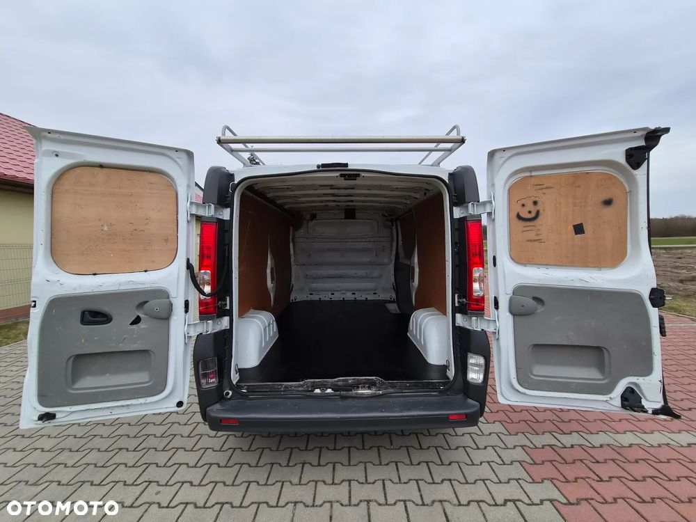 Opel Vivaro - 23