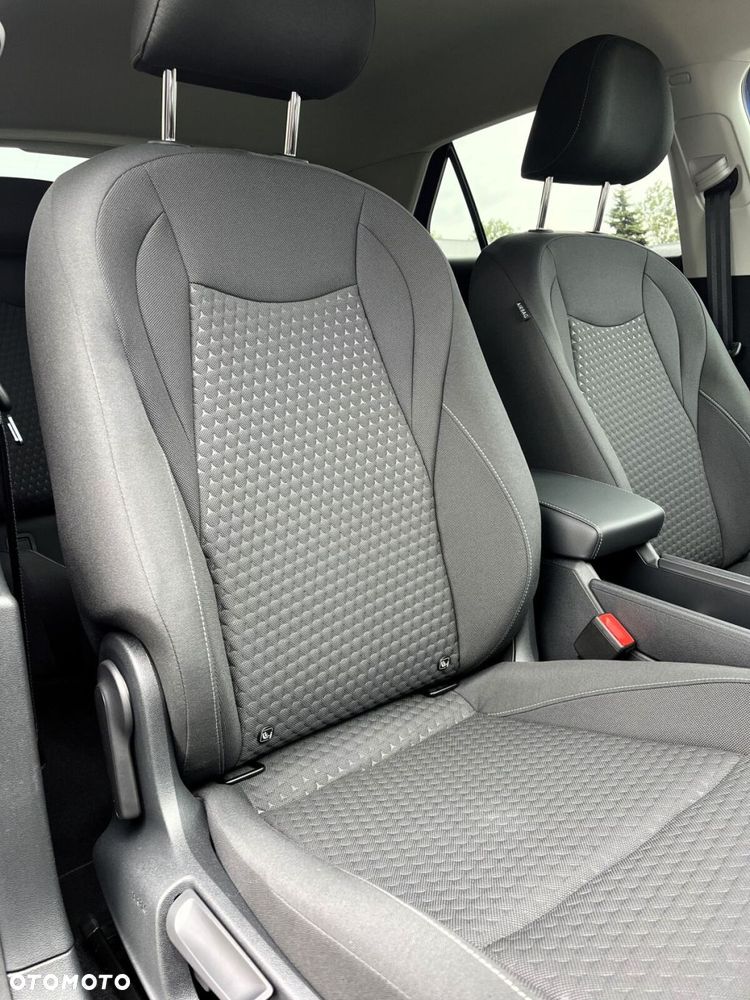 Volkswagen T-Roc 1.5 eTSI Life DSG - 33