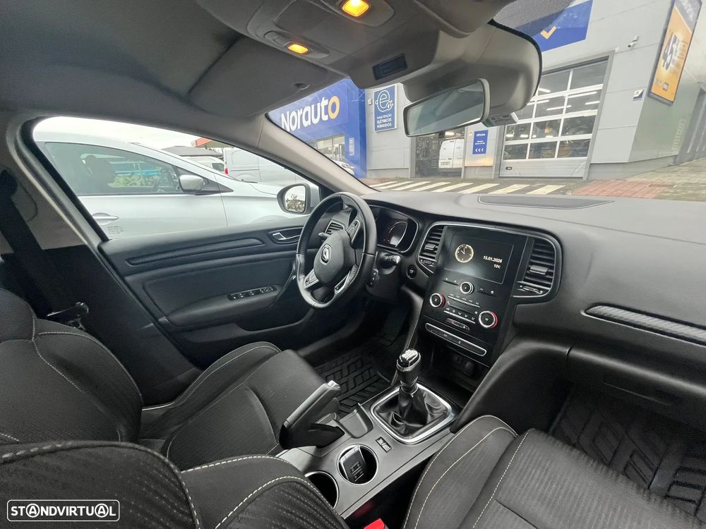 Renault Mégane Sport Tourer 1.5 Blue dCi Zen - 12