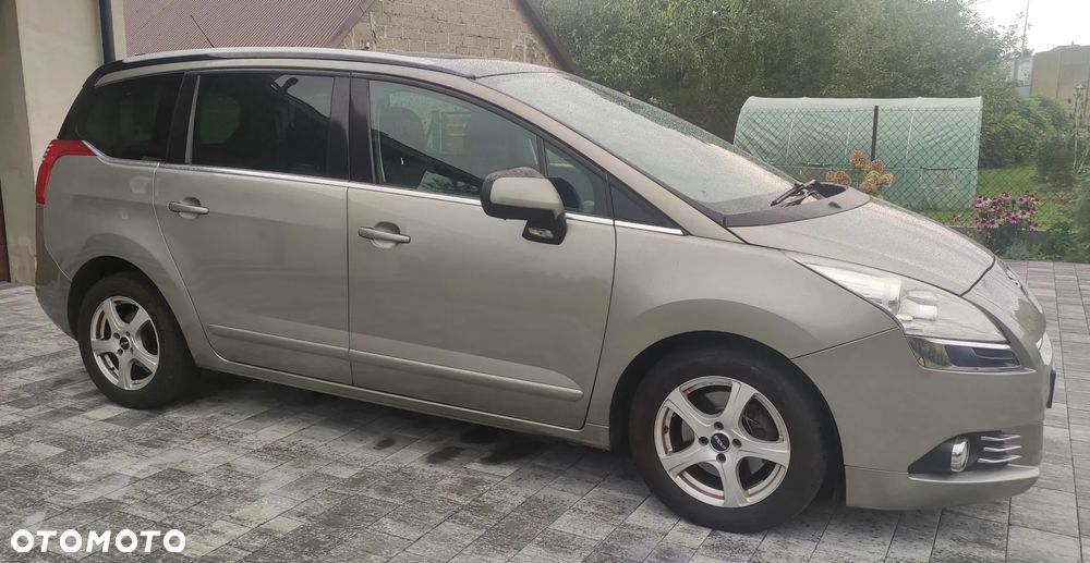 Peugeot 5008 2.0 HDi Family 7os - 3