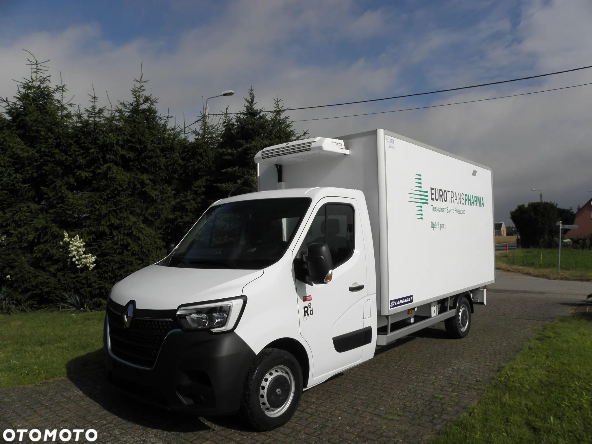 Renault Master CHŁODNIA DO LEKÓW REGULOWANA ŚCIANA - 1