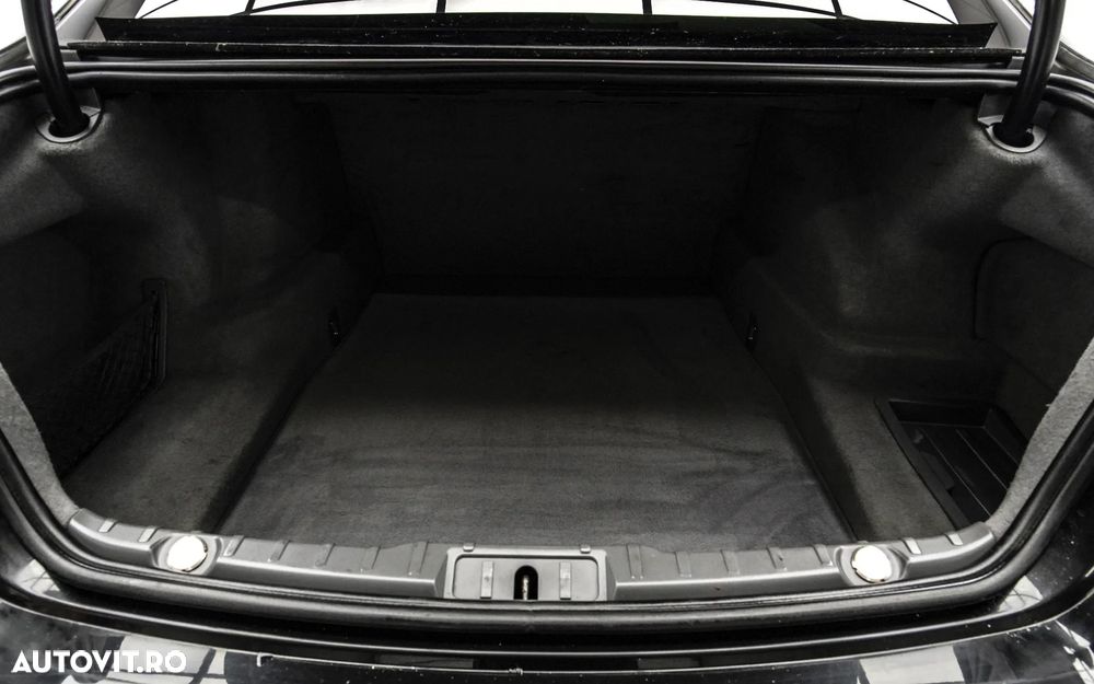 BMW Seria 7 730Ld - 29