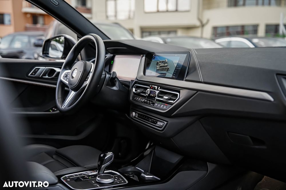 BMW Seria 2 218i Aut. M Sport - 26