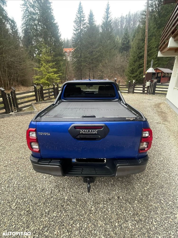 Toyota Hilux 4x4 Double Cab Autm. Invincible - 3