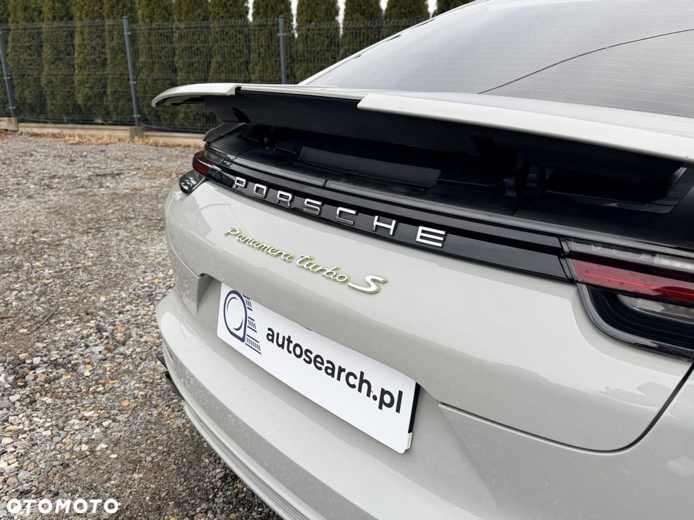 Porsche Panamera Turbo S E-Hybrid - 39