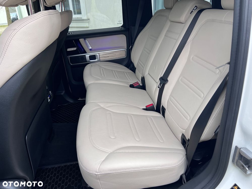 Mercedes-Benz Klasa G 400 d - 13