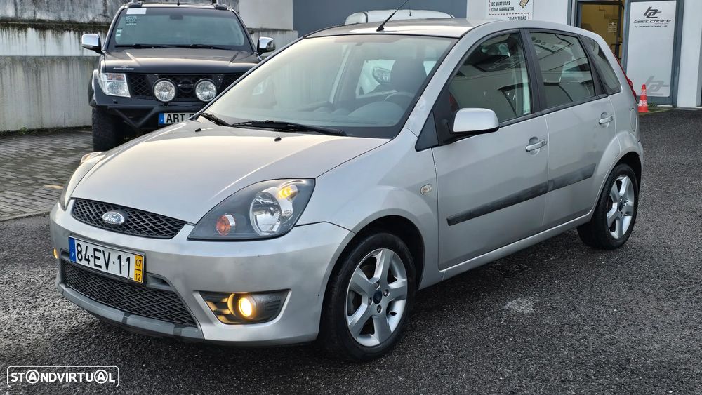 Ford Fiesta 1.25 Ghia - 1