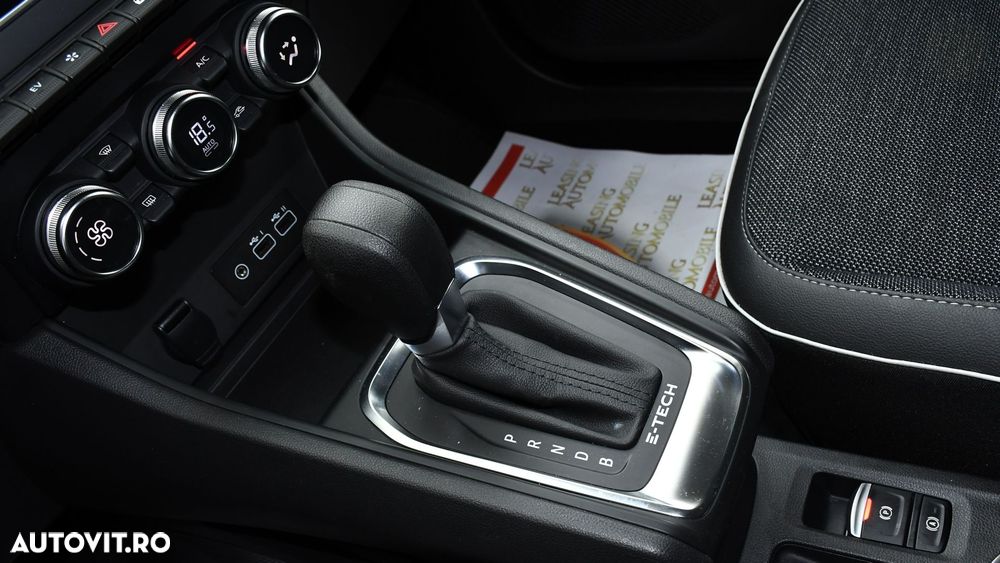 Renault Captur E-TECH 160 TECHNO - 15