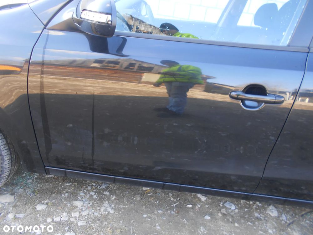 HYUNDAI I30 1.6 CRDI D4FB 128 KM 8U714691 CW KOMBI KOD LAKIERU 9F SILNIK SKRZYNIA  BIEGOW MASKA TURBO DZWI WTRYSKI ZDERZAK LAMPY ZAWIESZENIE ZBIORNIK BAK WSPOMAGANIE ELEKTRYCZNE LUSTERKA - 23
