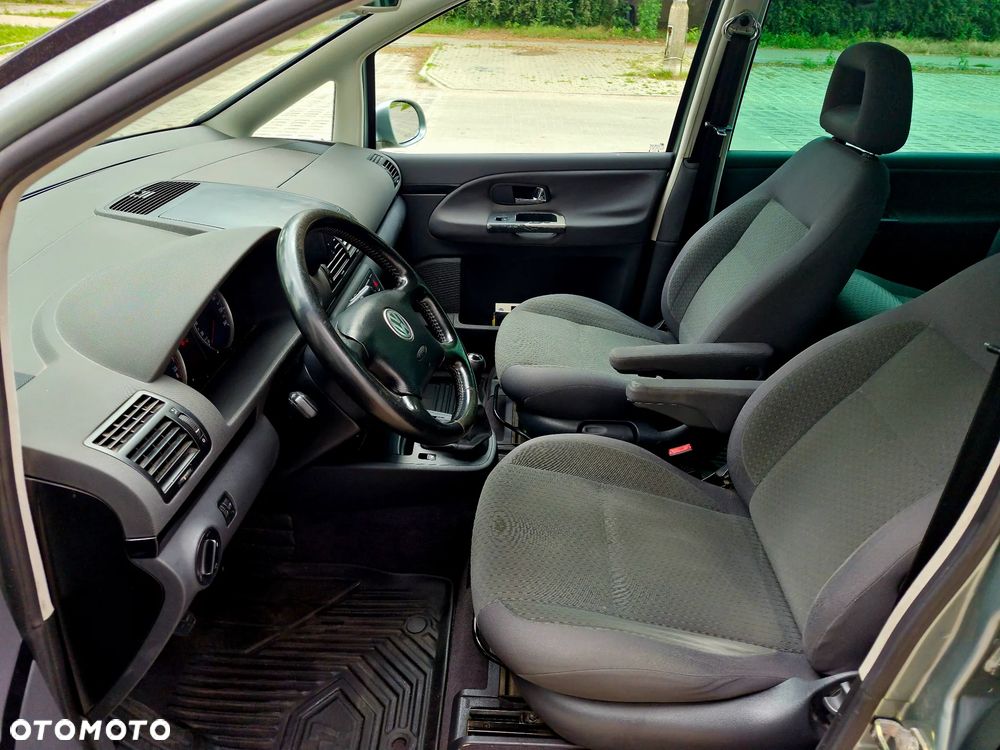 Volkswagen Sharan 1.8T Highline - 9