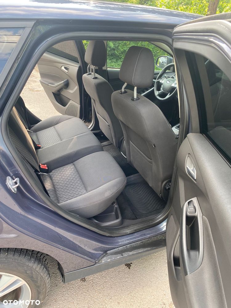 Ford Focus 1.0 EcoBoost Trend - 18