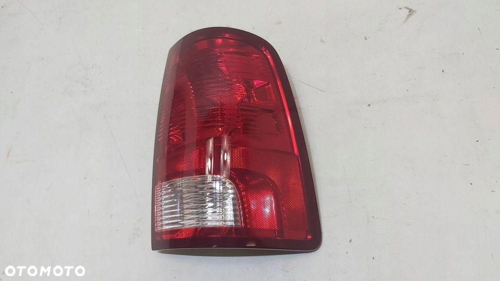 LAMPA TYŁ TYLNA PRAWA DODGE RAM 1500 50693B USA - 2