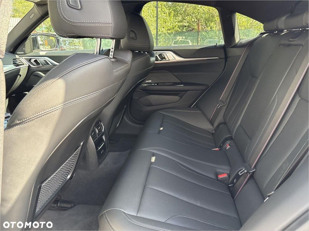 BMW i4 80.7kWh eDrive 40 M Sport - 11