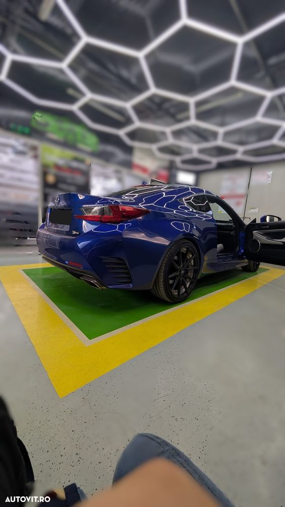 Lexus Seria RC - 10