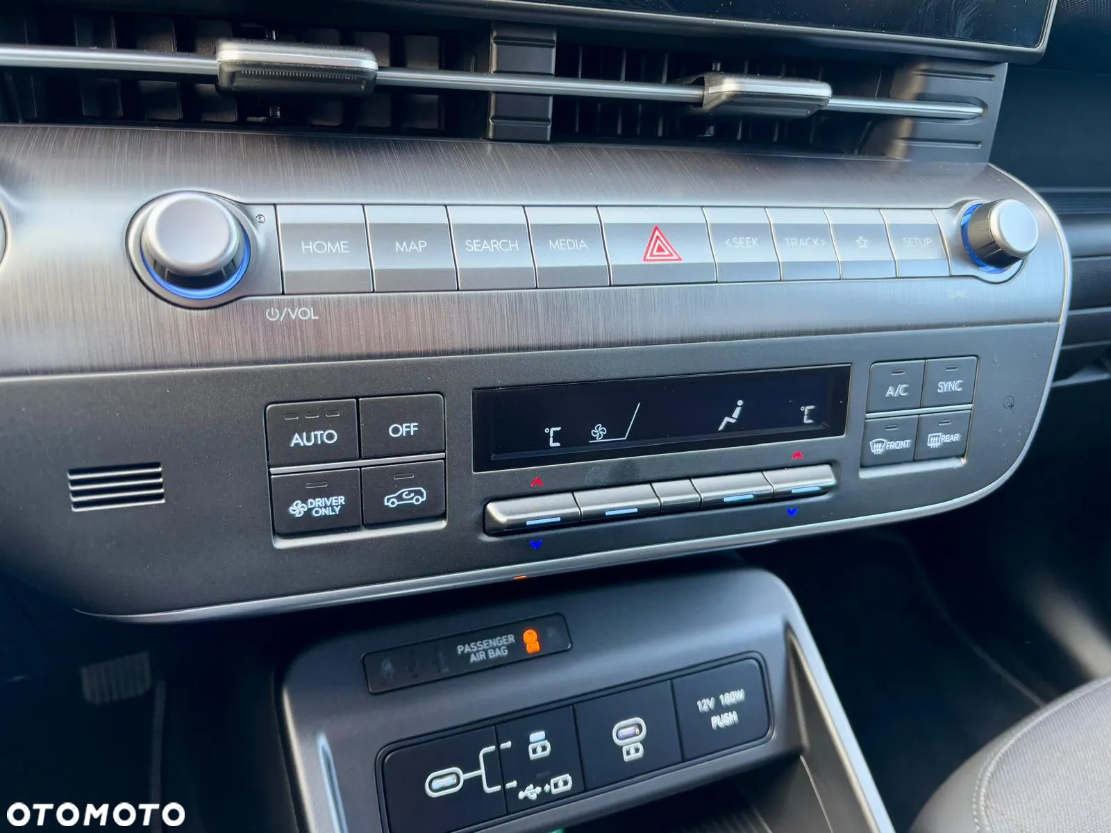 Hyundai Kona Electric 65kWh Executive - 15