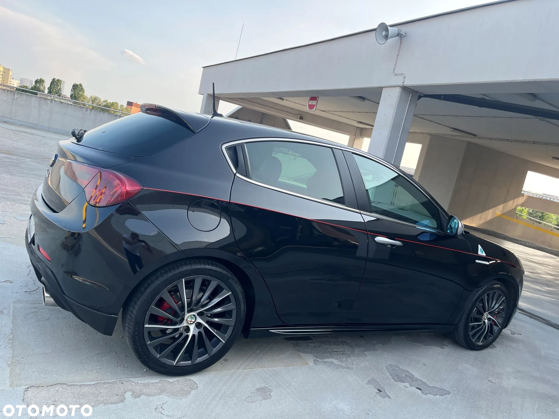 Alfa Romeo Giulietta 1750 TBi Quadrifoglio Verde - 11