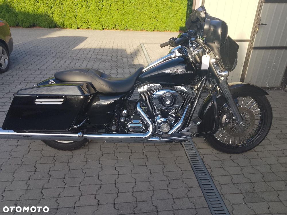 Harley-Davidson Touring Street Glide - 1