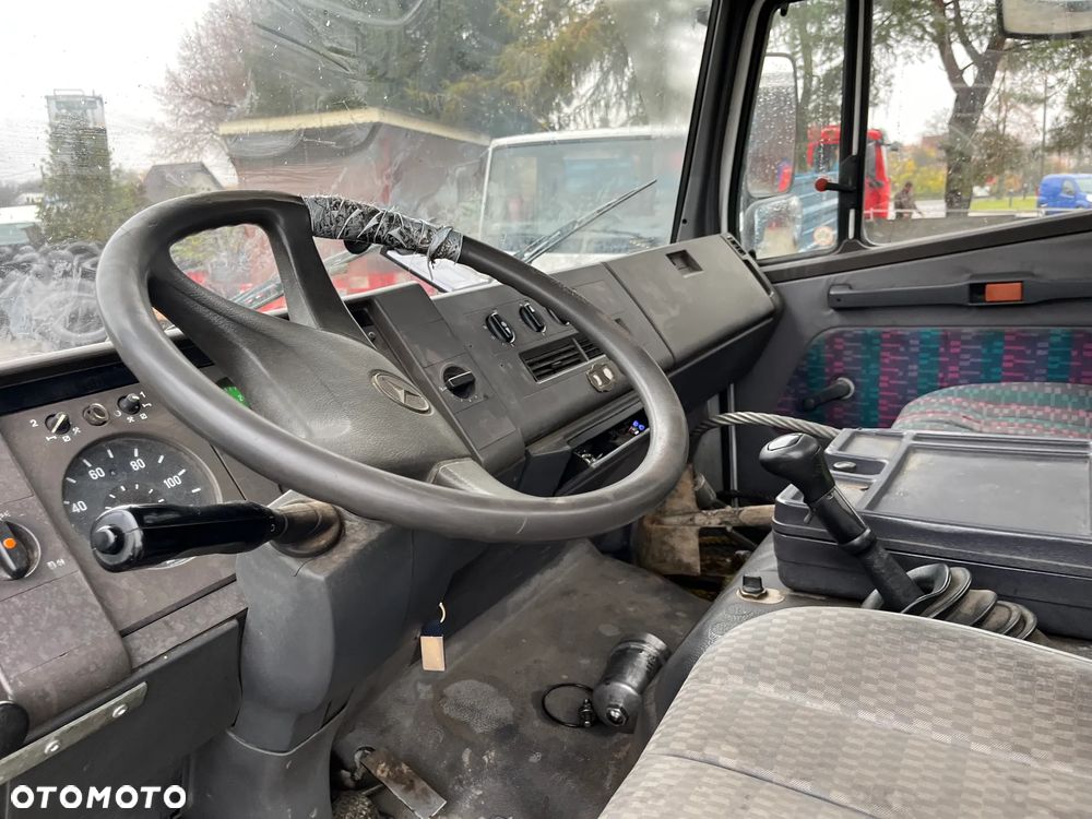 Mercedes-Benz 1517K - 7