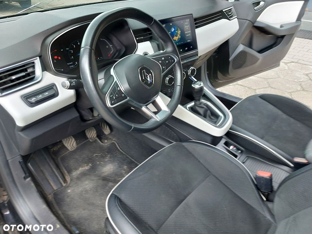 Renault Clio - 10