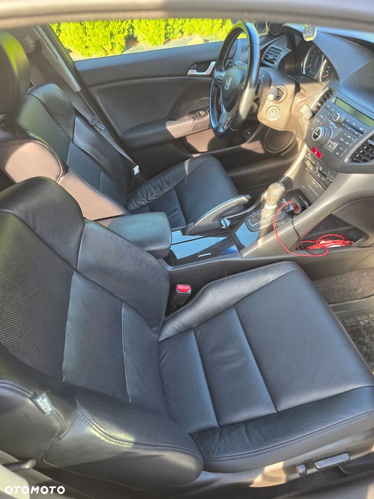 Honda Accord 2.4 Executive Nav - 6