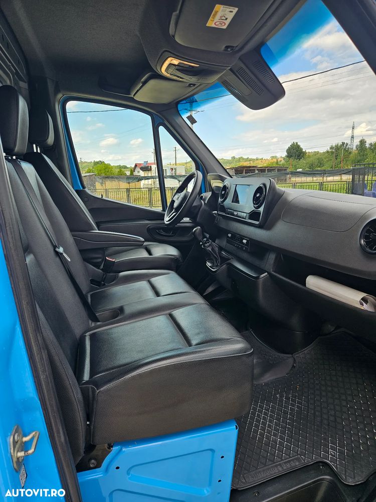 Mercedes-Benz Sprinter - 13
