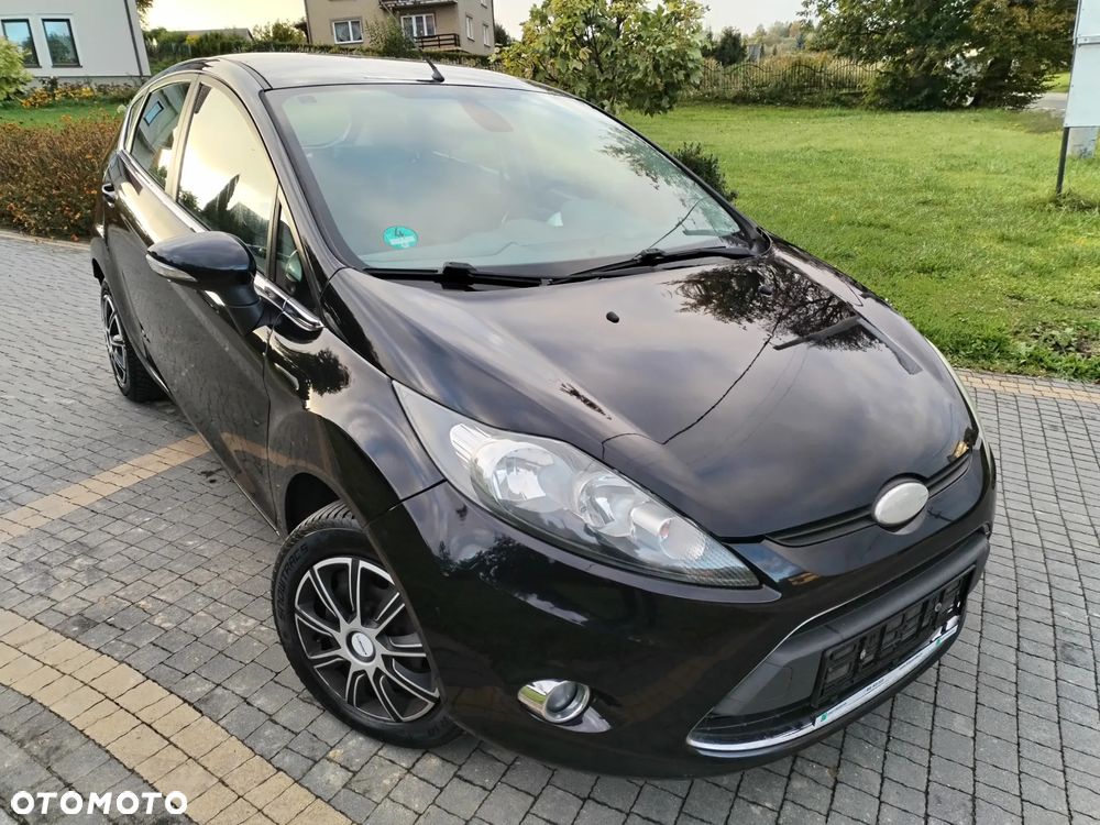 Ford Fiesta - 2