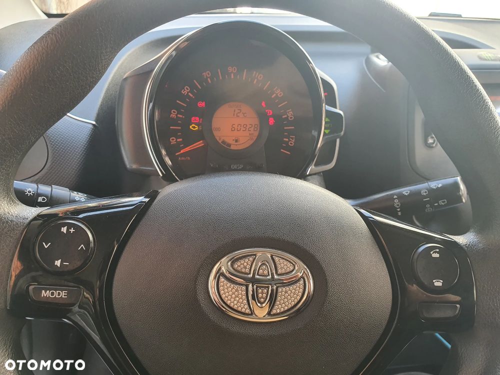 Toyota Aygo x-cite - 9