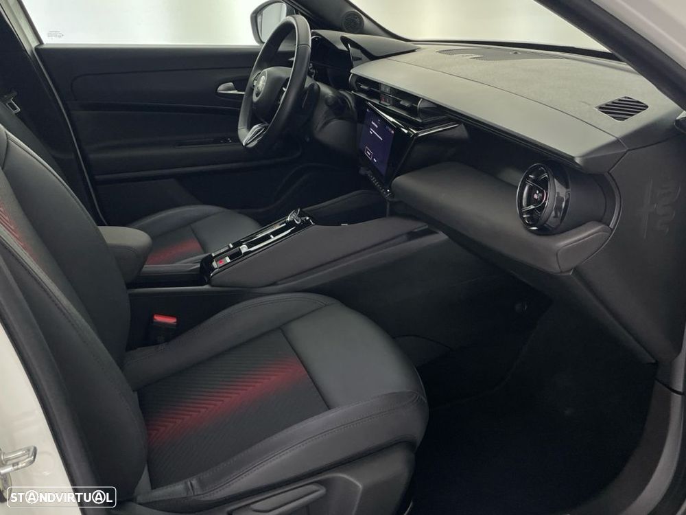 Alfa Romeo Junior 1.2 eDCT6 - 22