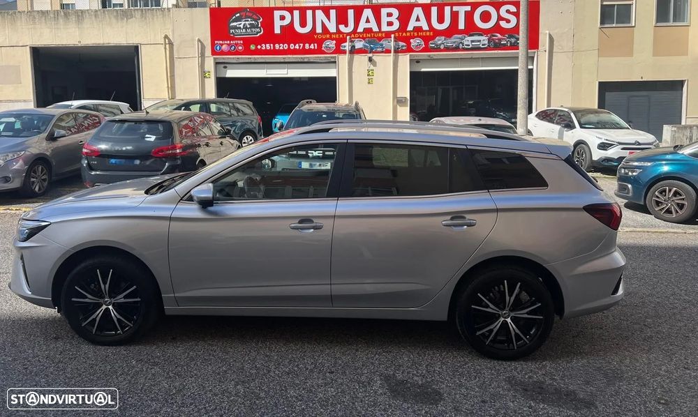 MG MG5 5 Standard Luxury - 3