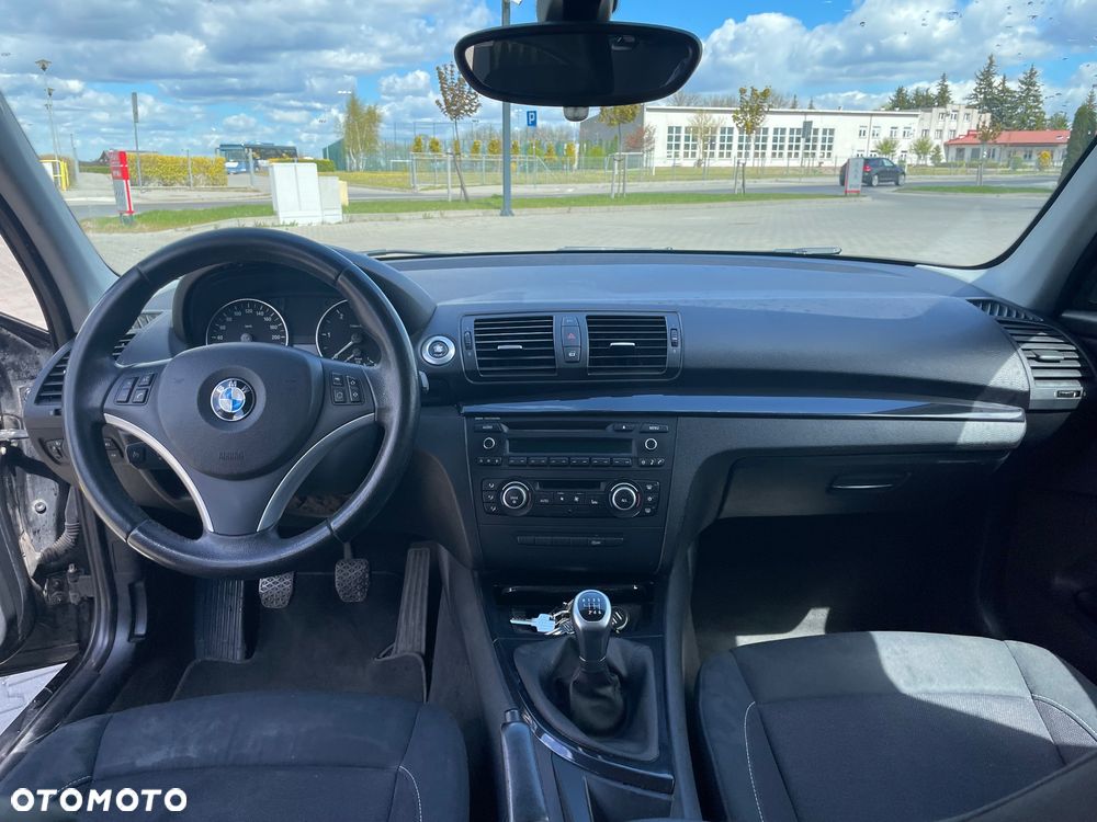 BMW Seria 1 118d - 9