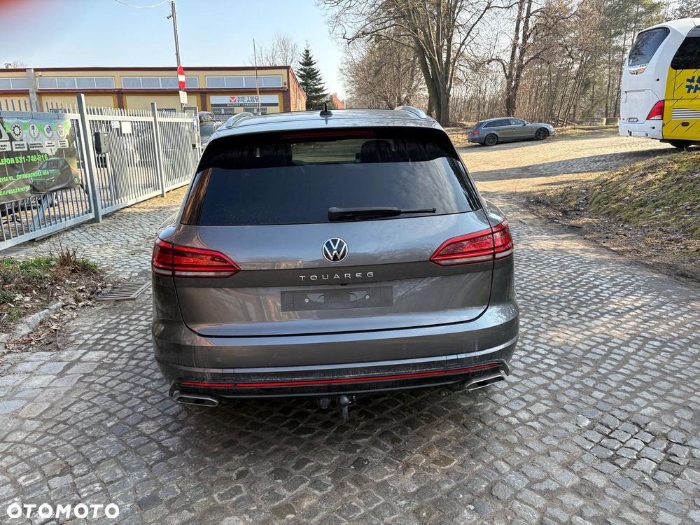 Volkswagen Touareg 3.0 V6 TDI SCR 4Motion Automatik R-Line - 12
