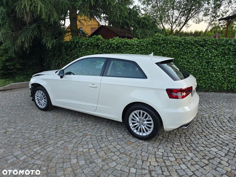 Audi A3 3-drzwiowe 1.4T FSI Attraction - 13